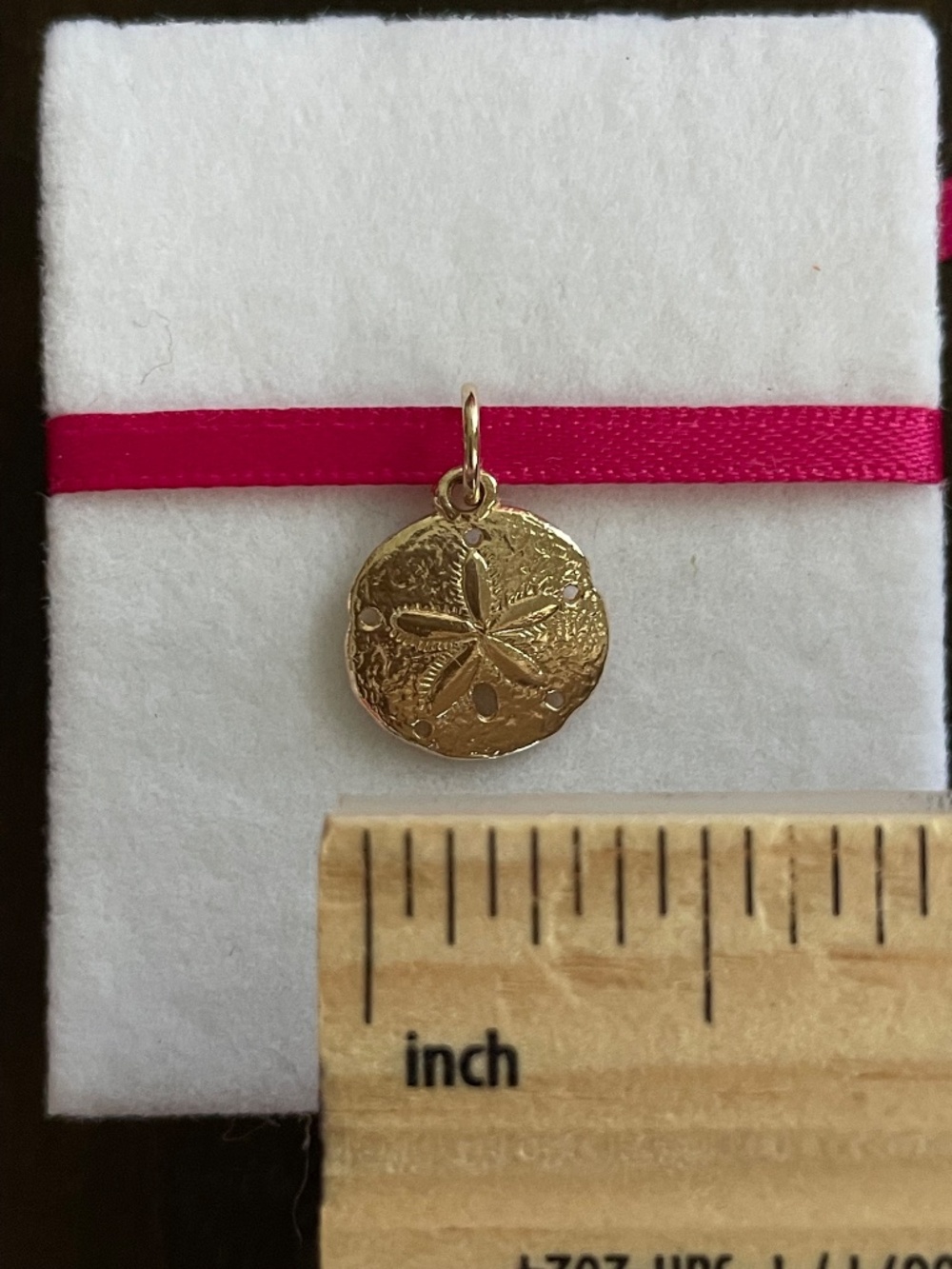 Helen Ficalora 14KT Solid Yellow Gold Sand Dollar Mini Charm - Picture 6 of 7